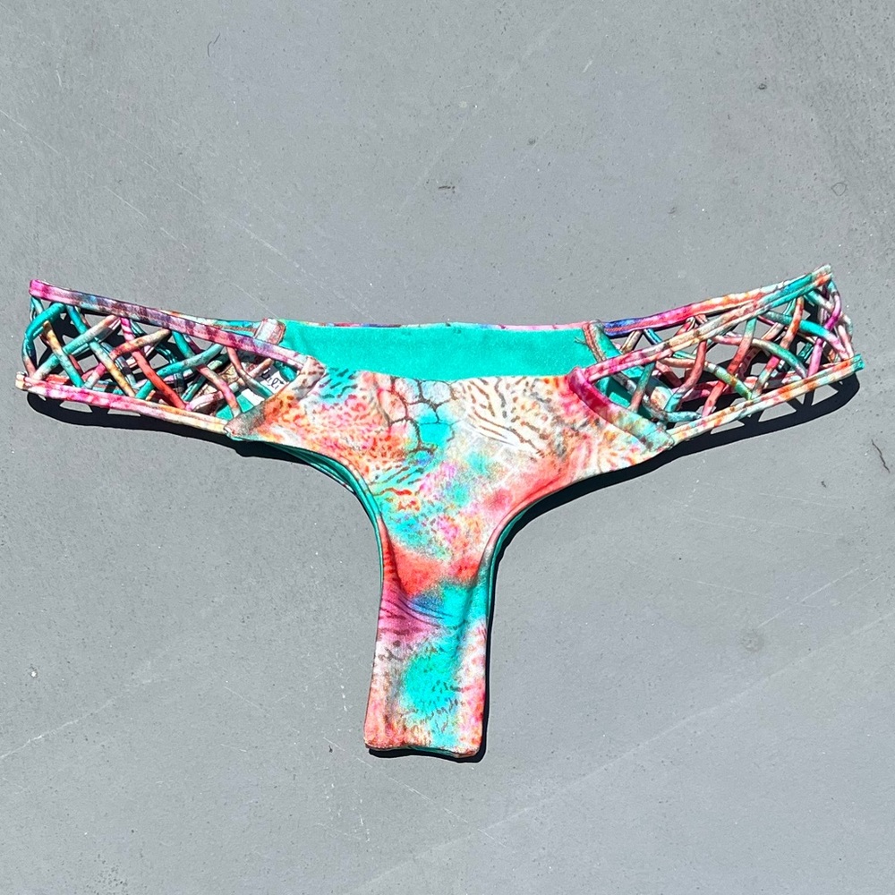 Luli Fama bikini bottom